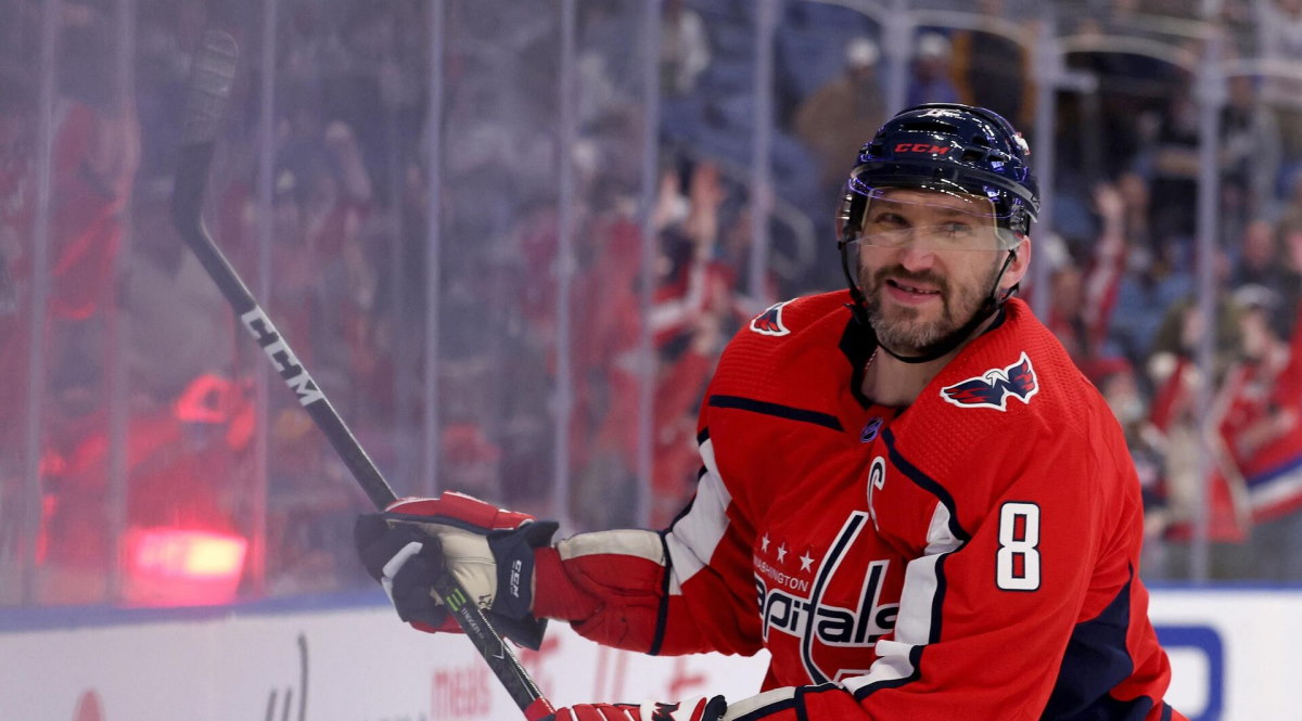 НХЛ | Агент Овечкина назвал сроки возвращения Александра на лед после травмы.